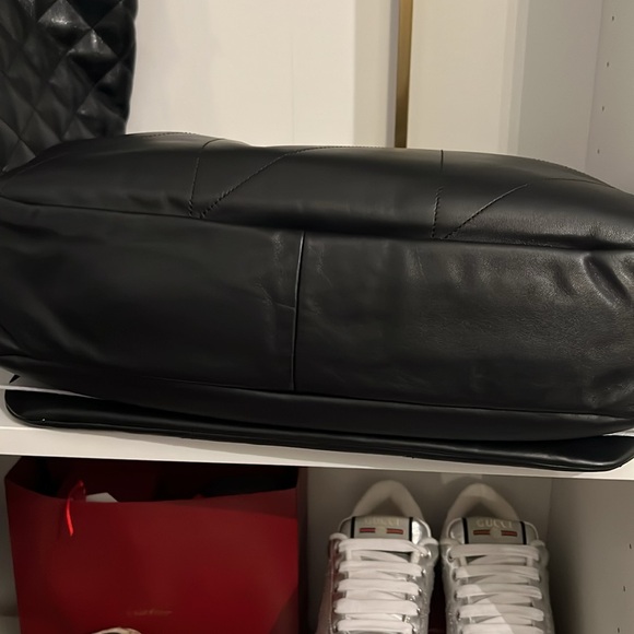 YSL Jamie 4.3 in Lambskin - Picture 6 of 7